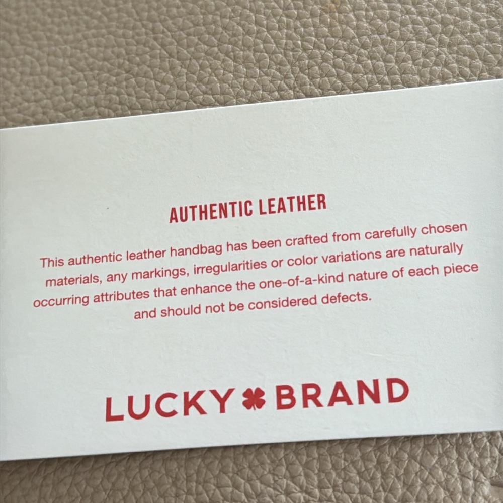 - New Lucky Brand Tan crossbody bag. Outside has snap pocket  & LUCKY BRAN… - Picture 15 of 16